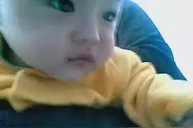 这才是打针啊！小宝宝伤心的样子好萌好可爱图片