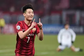 沪媒曝武磊与上港续约细节：续约5年 税后年薪破千万图片