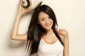 气质与演技兼备的衣珊，正凭借她不凡的实力，在影坛逐渐走红图片
