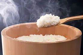 “垃圾食品”大米的变形记图片