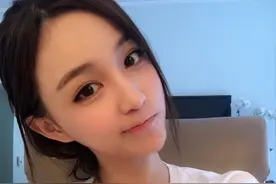 不婚族王思聪的女友近照，肚脐装露小蛮腰图片