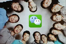 Hi，朋友圈两个爱晒自拍的姑娘！图片