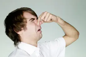 空调冷气吹出来臭臭der？教你几招除异味！图片