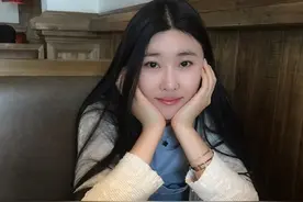 LOL小鸿为何要黑（揭发）阿怡代打?图片