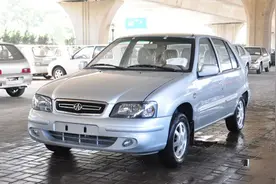 夏利虽然长得不算丑，但为啥还被人们说是扶不起的啊斗图片