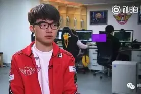 无敌了！Faker登上国际大台CNN图片