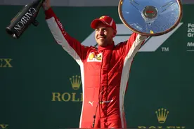 （体育）（1）赛车——F1澳大利亚大奖赛：维泰尔夺冠图片