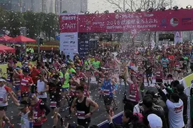 2018无锡马拉松鸣枪开跑，服务升级亮点频出图片
