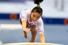 体操——世界杯卡塔尔站：刘津茹获女子跳马第五名图片
