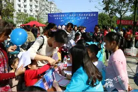 家长注意！孩子不爱说话不理人？小心是得了自闭症图片