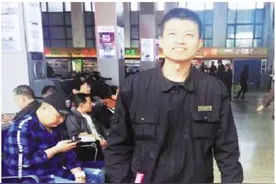 39岁保洁员常晓伟：为齐齐哈尔火车站的整洁累并快乐着图片