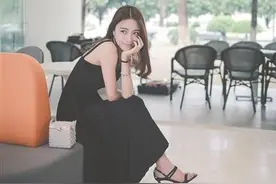东莞版迪丽热巴小姐姐：“冰山美人”教你 穿得美美的去度假图片