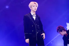 朱正廷范丞丞黄明昊 乐华练习生再燃舞台玩转反差萌图片