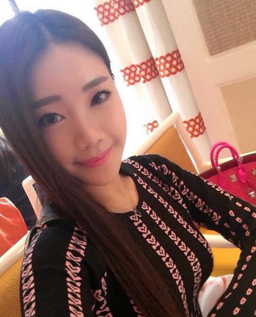 倪睿思宝马事件,她曾赢过容中尔甲,胡彦斌罗中旭为她争风吃醋,如今疑