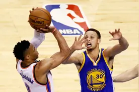 同砍准三双！生死战威少库里发挥到极致 这控卫巅峰对决百年难遇图片