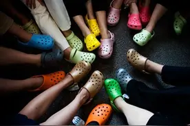 洞洞鞋并不能达到透气的效果，反而还会引起脚气？图片