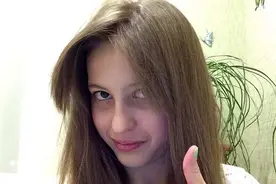 12岁少女的轻生，痛失爱女的妈妈展开调查，想不到查出恐怖真相图片