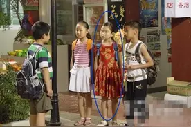 《家有儿女》里小雨暗恋的朵朵都长成大美女了！图片