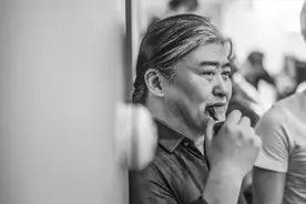 刘欢豪宅办party,豪宅曝光，生活近照略显沧桑图片