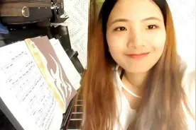 很好听的一首《边疆的泉水清又纯》，赞颂中国边防军人的歌曲图片
