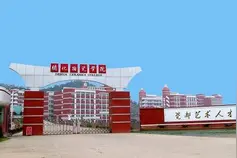 成长氛围让我恨透了家，天一黑下来，我就想轻生图片