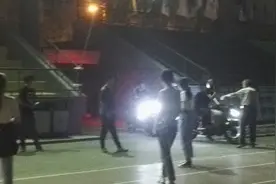 大学的超级英雄：守护大学校园安全，为门卫大爷点赞图片