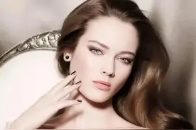 女人别说你不会化妆，这么简单的淑女妆你还不赶紧学走··图片