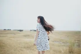 一千块钱与爱情之间的较量图片