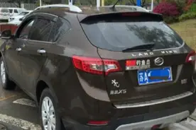 滴滴快车老司机谈陆风X5用车感受视频封面