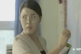 小明上课放屁让老师都忍不住 下一幕全班爆笑