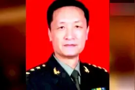 撒贝宁隐瞒多年的父母曝光，没想到他的父亲是他原来小撒是星二代视频封面