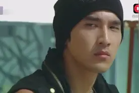 《痞子英雄》周渝民这样也能叫警察？瞧瞧赵又廷这一脸嫌弃的样子视频封面