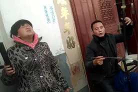 鲁山民间艺人、盲人女孩郑玉荣河南坠子《斩洪恩》，杜国央坠胡！视频封面