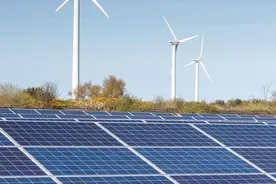日产英国建太阳能发电站 年产3.1万辆汽车图片