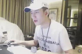 MC阿哲：我是我们班混的最好的，虽然我学历最低！