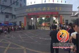 攸县4256名考生共赴高考图片