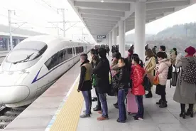 金丽温高铁班次增多图片