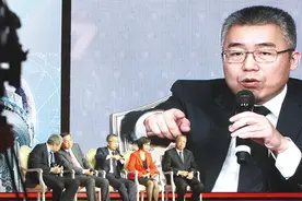 超人黎瑞刚：像一头鲸回到海里图片