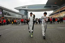 回忆杀！F1中国大奖赛15岁了，还记得舒马赫的意气风发图片