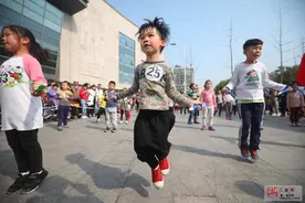 长高保健品其实有大隐患！专家推荐跳绳让孩子不矮小图片