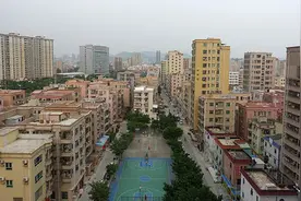 十年租房记｜深圳打工者：在“亲嘴楼”吃“烛光晚餐”图片