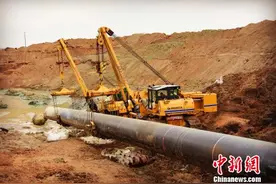 中国最大管径天然气管道定向穿越纪录被刷新图片