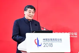 宗庆后谈民企传承：新一代企业家要传承创新 实现基业长青图片