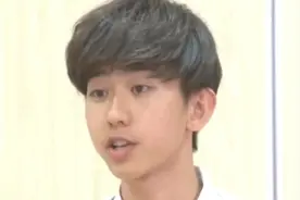 蔡徐坤16岁时英语水平，感受一下，太强了，我都听不懂，哈哈！