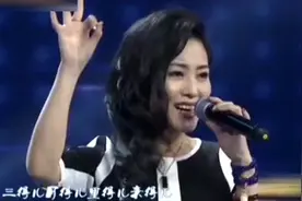 她可是赵本山最美的女徒弟：张可与老公王小虎这一段嘴皮子快到飞