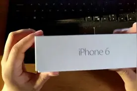 2018年开箱三年前发布的iphone6，还可以玩吃鸡？2399元值不值？视频封面