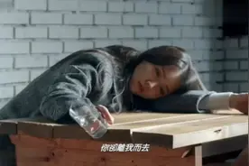 龙俊亨《Sun Shower(阵雨) 中文字幕 - 龙俊亨10CM》mv