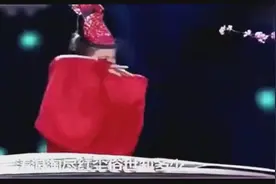小女孩模仿东方不败，一曲《沧海一声笑》超有范！视频封面