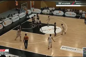 打爆美国！男篮超新星郭昊文38+10+5！曼海姆赛U18国青4分惜败视频封面