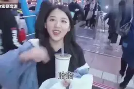 街頭實測，原來女友希望男友送這種內衣！